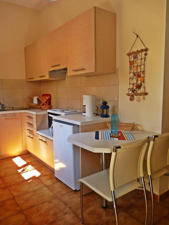 Feeloxenia Corfu Apartments Ахарави Экстерьер фото