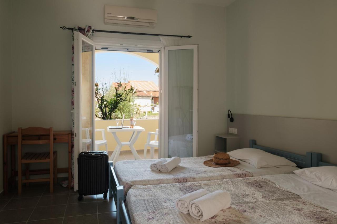 Feeloxenia Corfu Apartments Ахарави Экстерьер фото