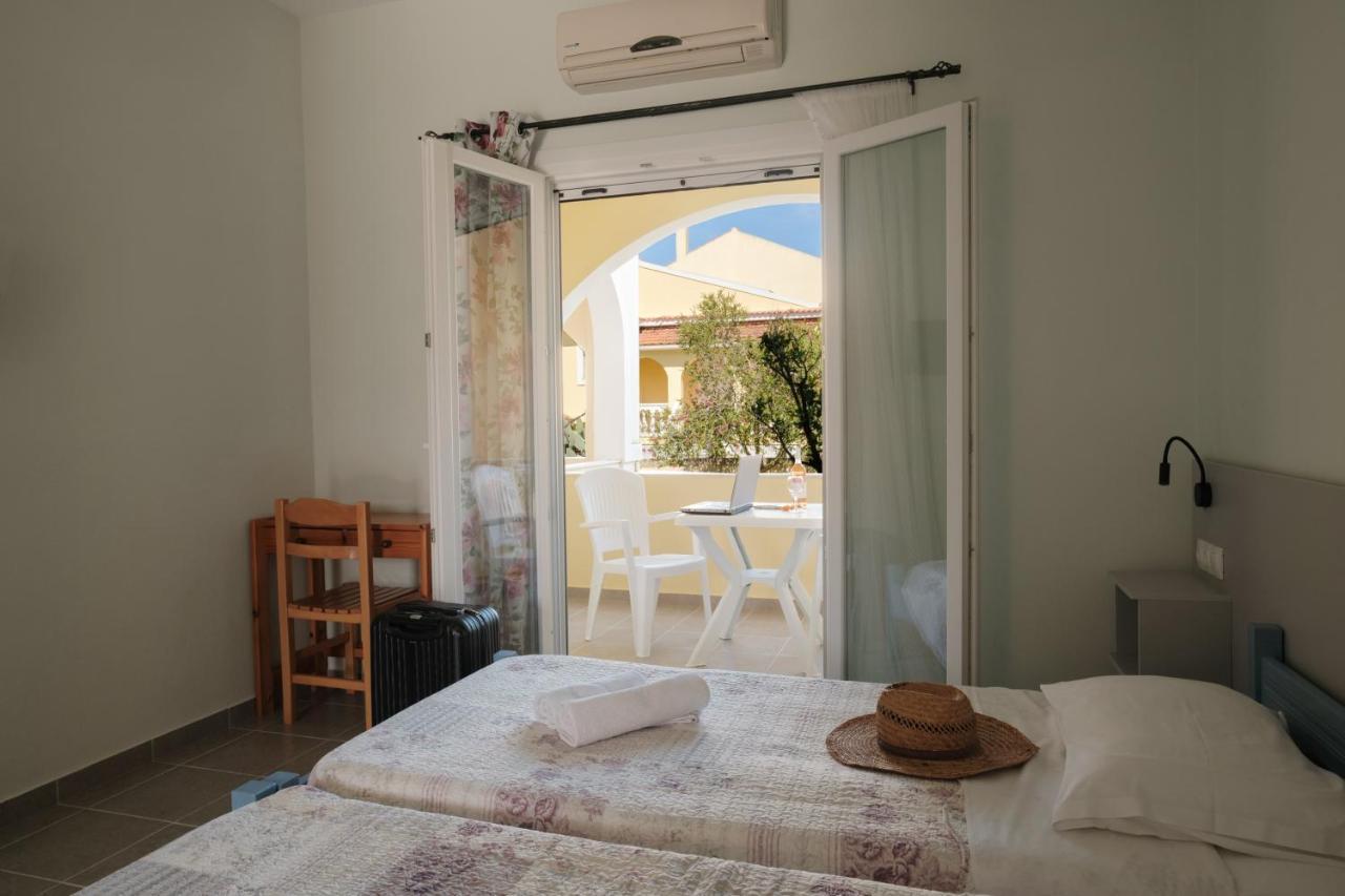 Feeloxenia Corfu Apartments Ахарави Экстерьер фото